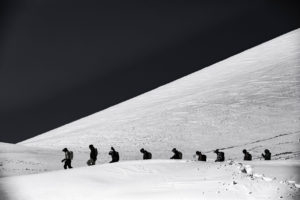 catski macedonië freeride tourski splitboard ski snowboard winter winteravontuur poeder sneeuw groepsreis individuele reis solo avontuur avontuurlijke shar popova shapka scardus skopje  balkan