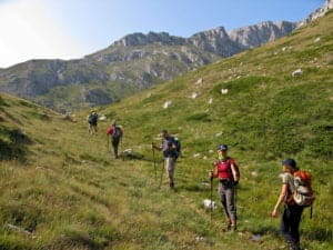 Klimmen kajakken Mountainbike E-bike Shar paardrijden hiken wandelen avontuurlijke reizen zomer  groepsreizen individuele reizen solo avontuur