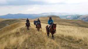 Klimmen kajakken Mountainbike E-bike Macedonië Shar paardrijden hiken wandelen avontuurlijke reizen zomer  groepsreizen individuele reizen solo avontuur