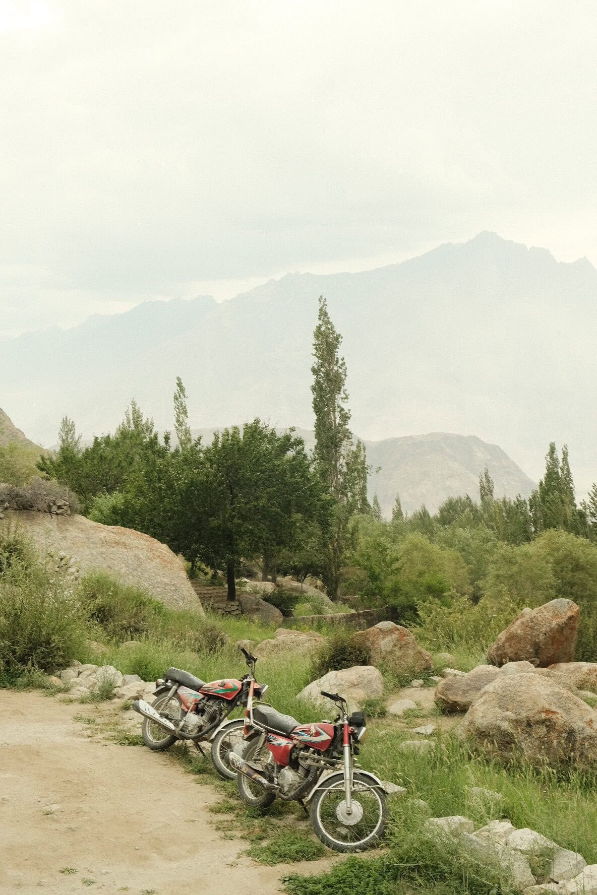 Pakistan Karakoram Trekking The Wildlinger K2 basecamp Broad Peak basecamp Gondogoro La