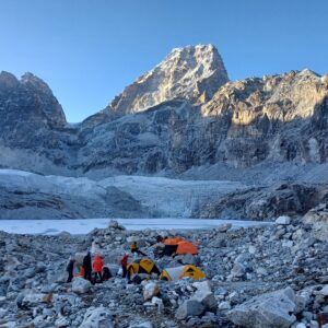 Kyajori Nepal Trekking Beklimming Sofie Lenaerts Stef Maginelle Fisiotics The Wildlinger