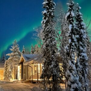 Lapland Reispakket uniek The Wildlinger Finland Fins Lapland Akaslompolo Arctic Home Experience